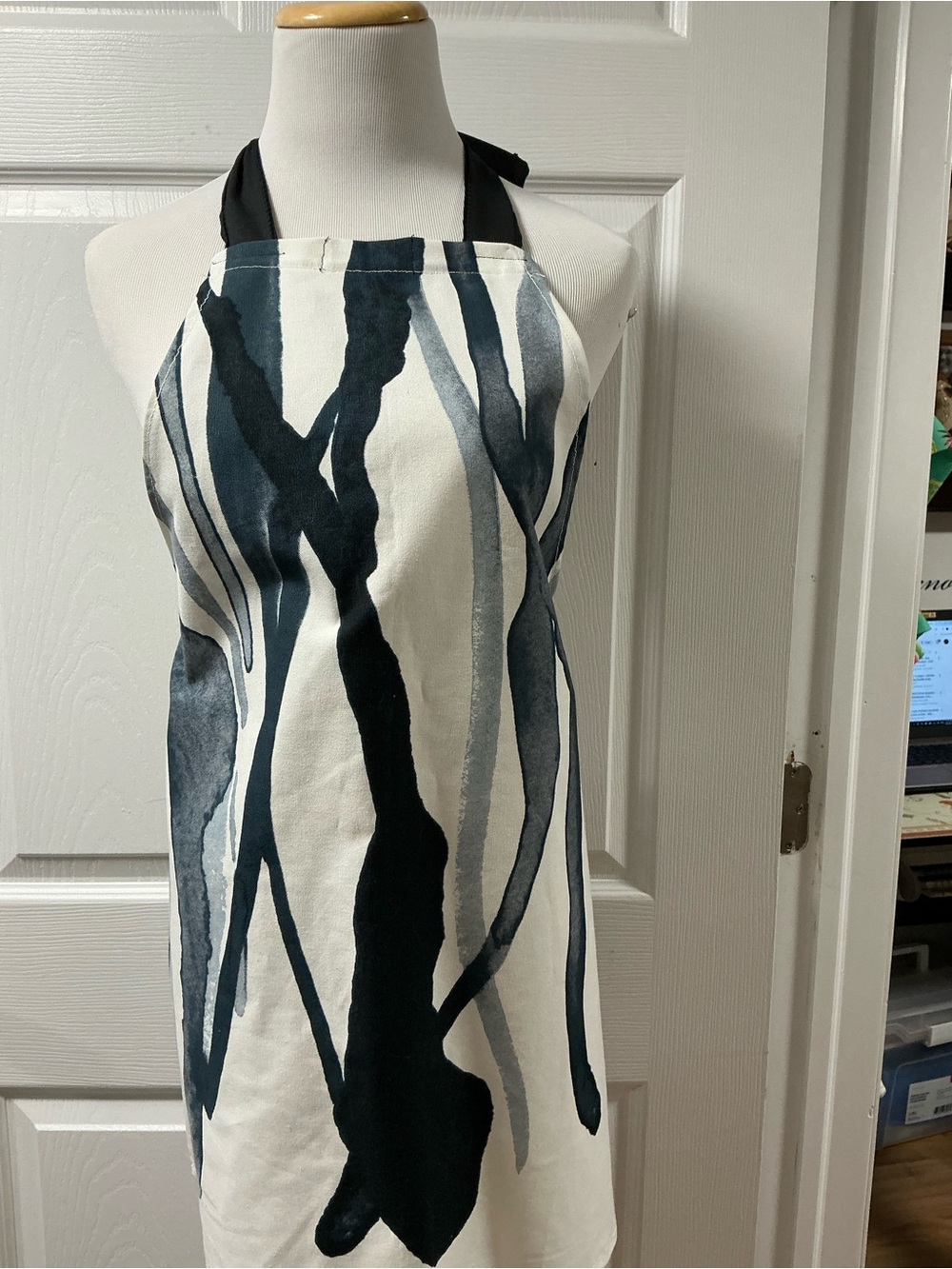 2016 - NEW Retro Glam Navy  Apron – Tiered Ruffle Hem